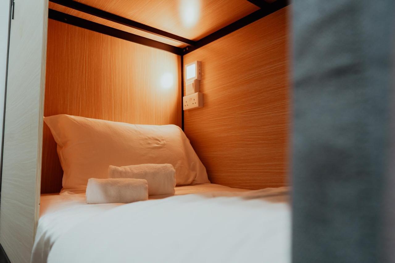Code Hostel At Lavender Singapore Bagian luar foto