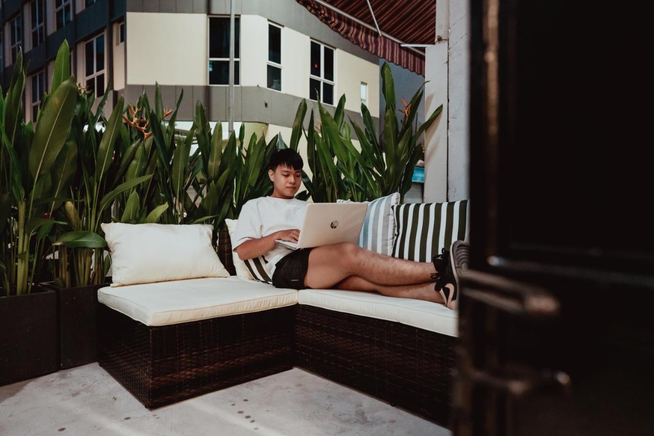 Code Hostel At Lavender Singapore Bagian luar foto